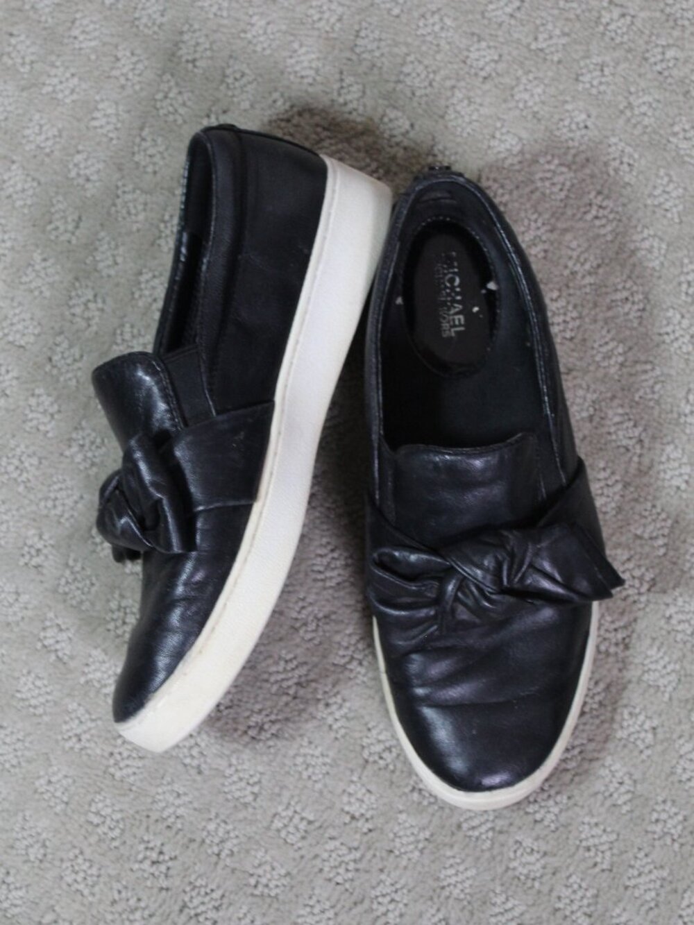 Michael Kors Size 6M Black Leather Tie Accent Sneakers